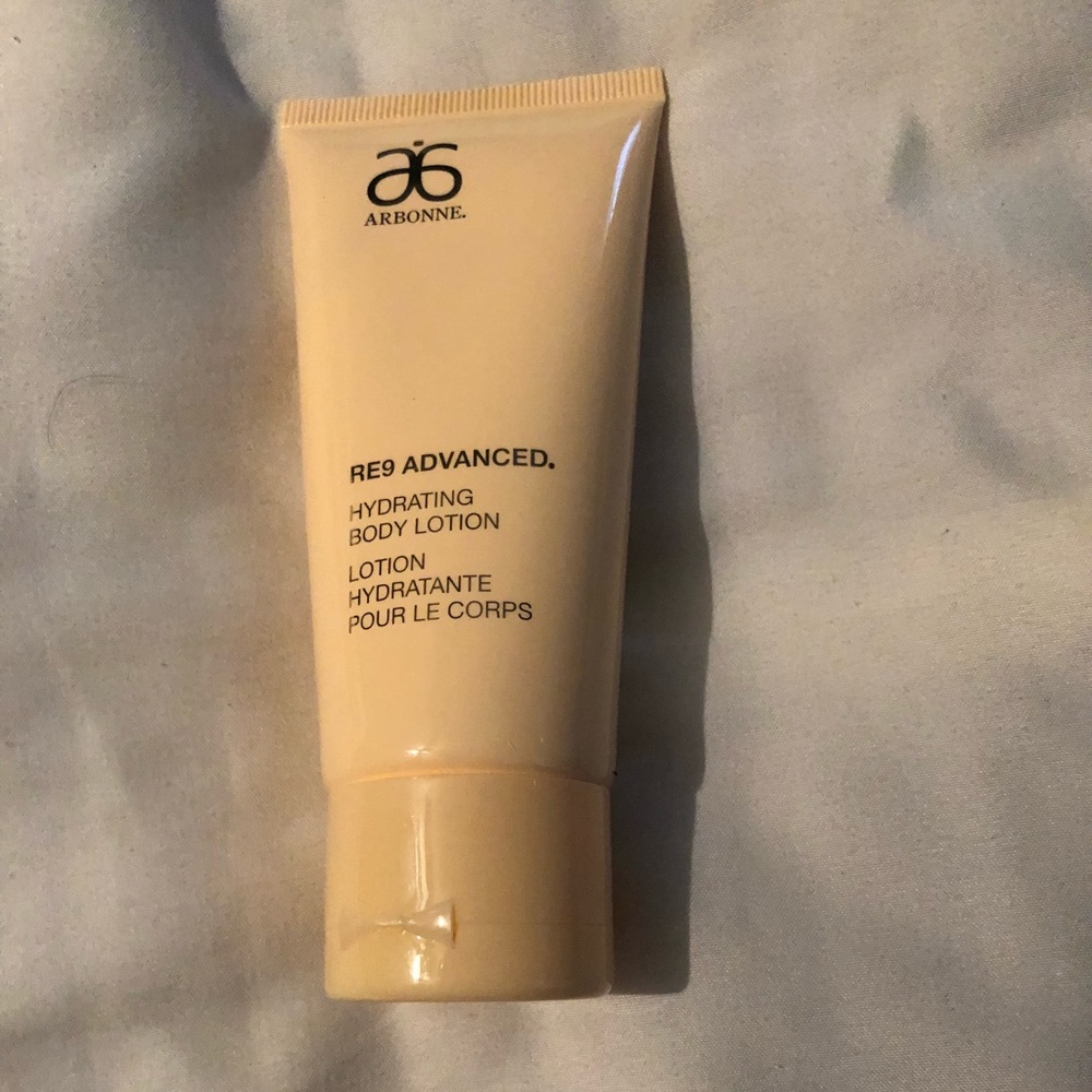 Arbonne RE9 Advanced Hydrating Body Lotion